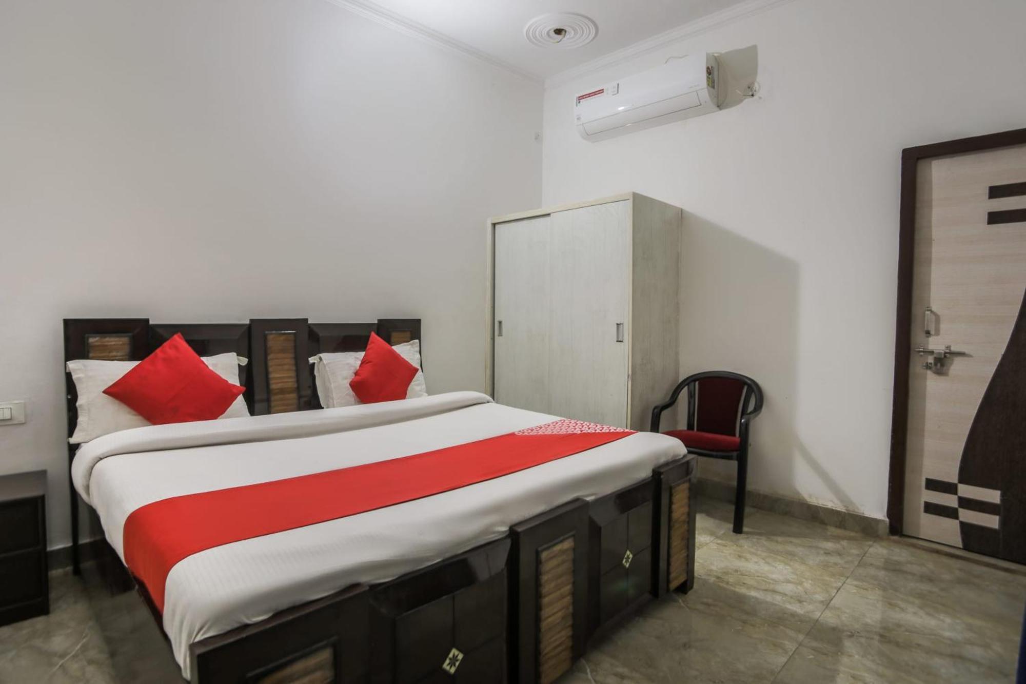 Hotel O Aarush Jhajhar Exterior photo